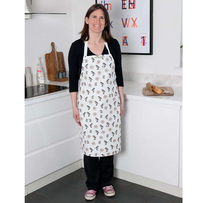 PENGUIN REPEAT APRON PIC 2