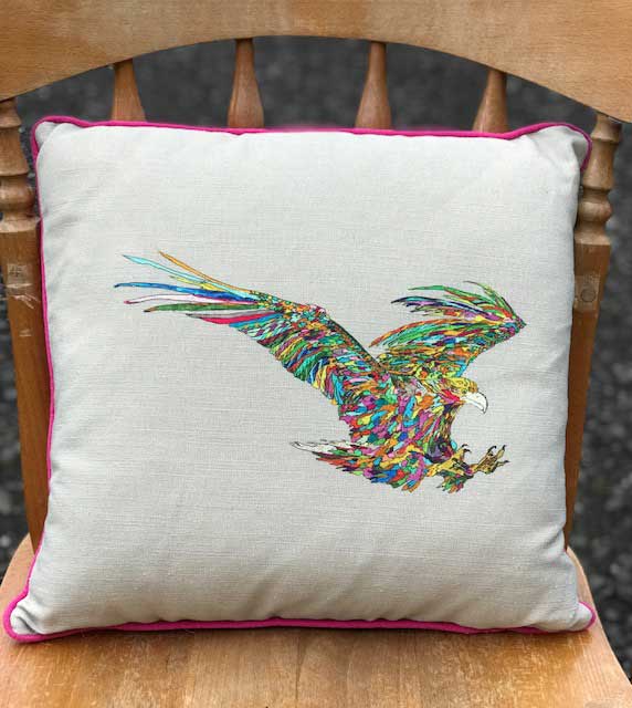 SQUARE CUSHION - Colourful Eagle (Avail R0F4 04/25)
