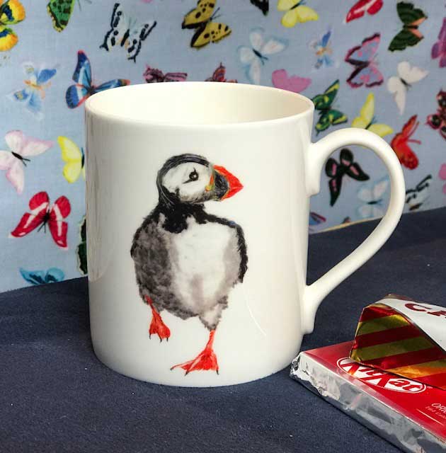 POP MUG - Running Puffin POP MUG - Running Puffin