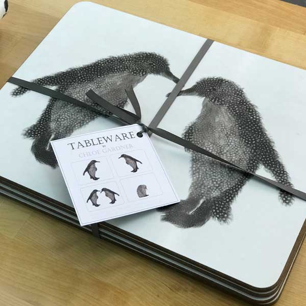 TABLEMAT SET OF FOUR ROUND - CHOICE OF DESIGNS TABLEMAT SET OF FOUR ROUND - CHOICE OF DESIGNS