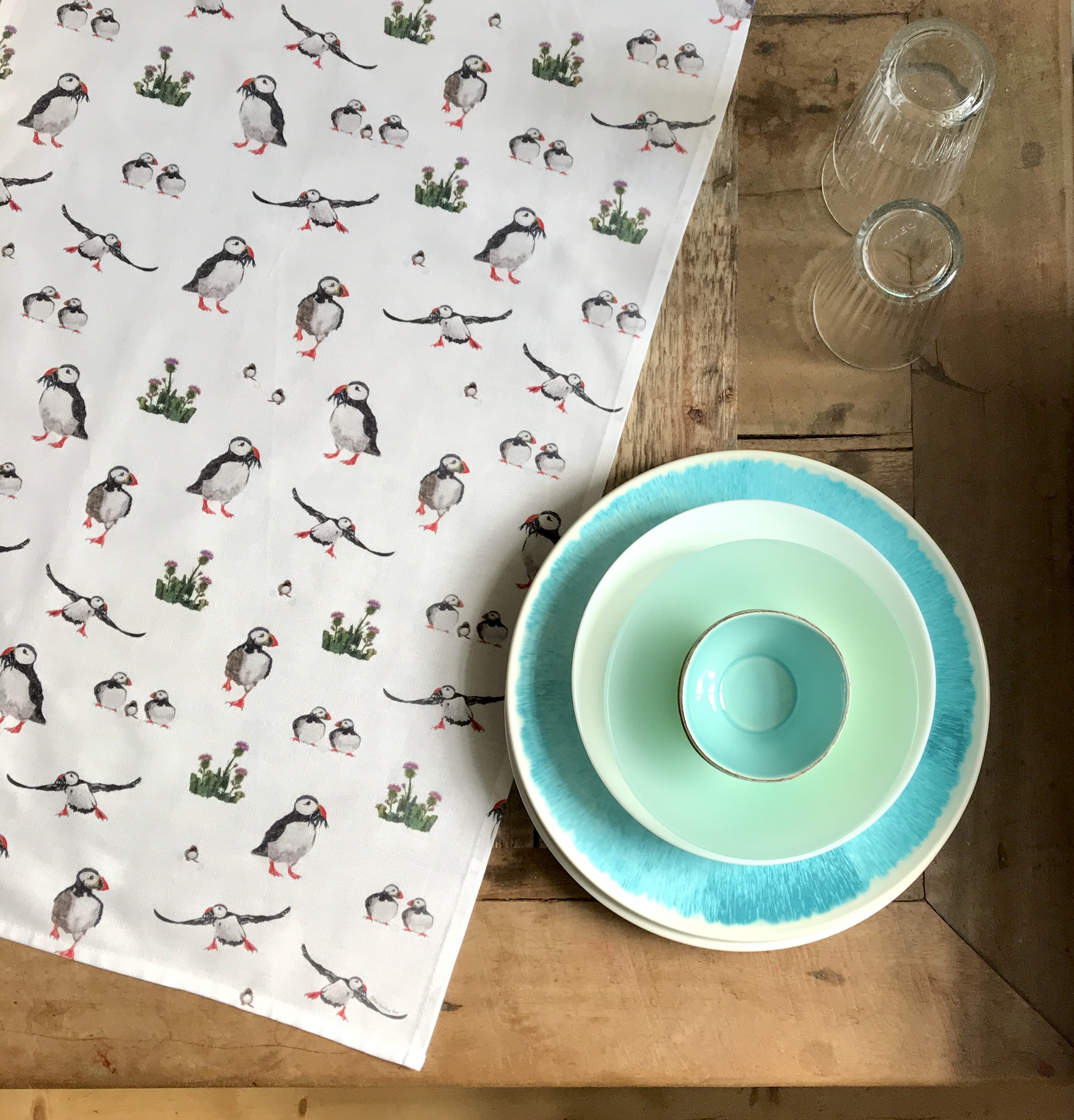 TEA TOWEL IN A GIFT BAG -  Puffin Repeat
