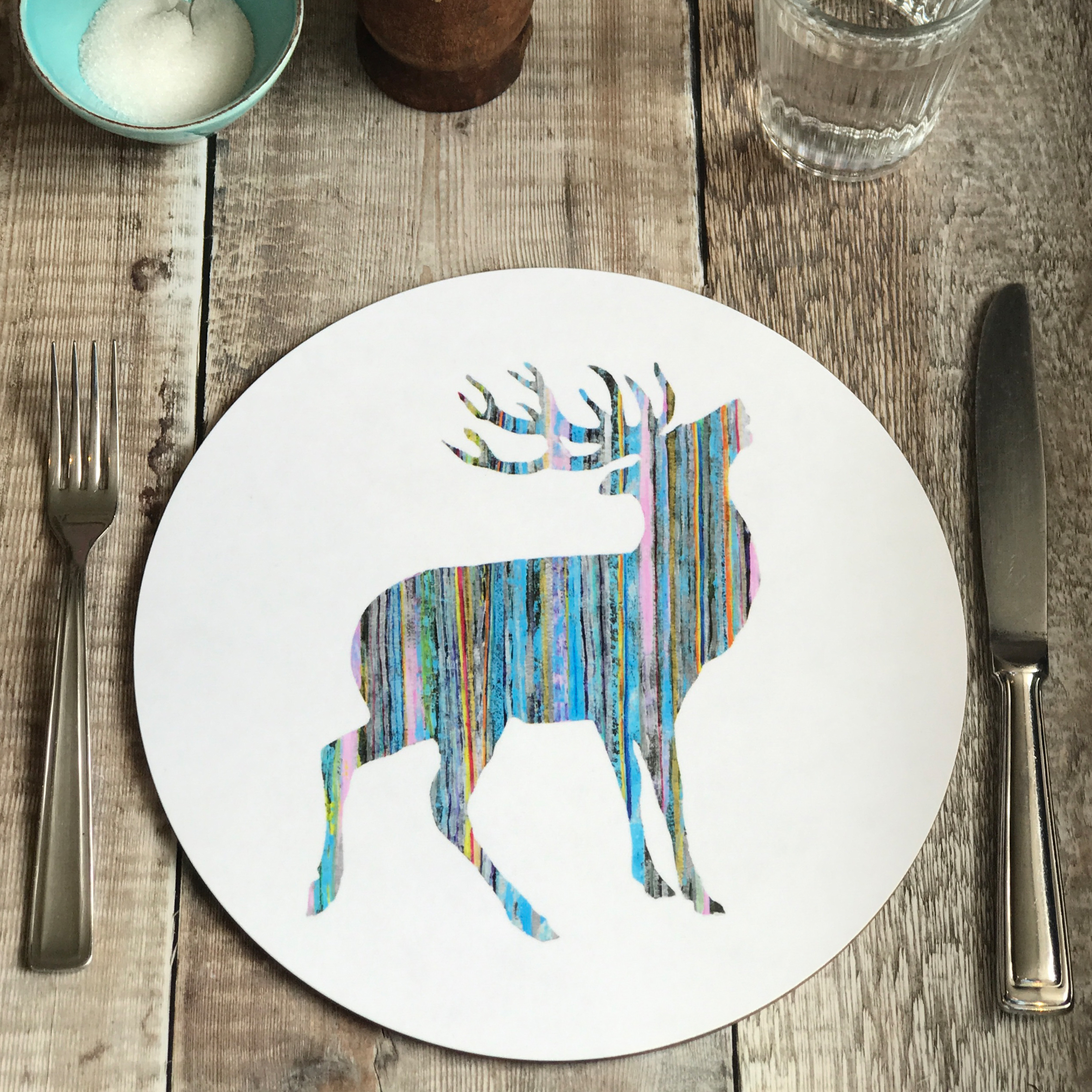 ROUND TABLEMAT - Blue Multi coloured Stripy Stag