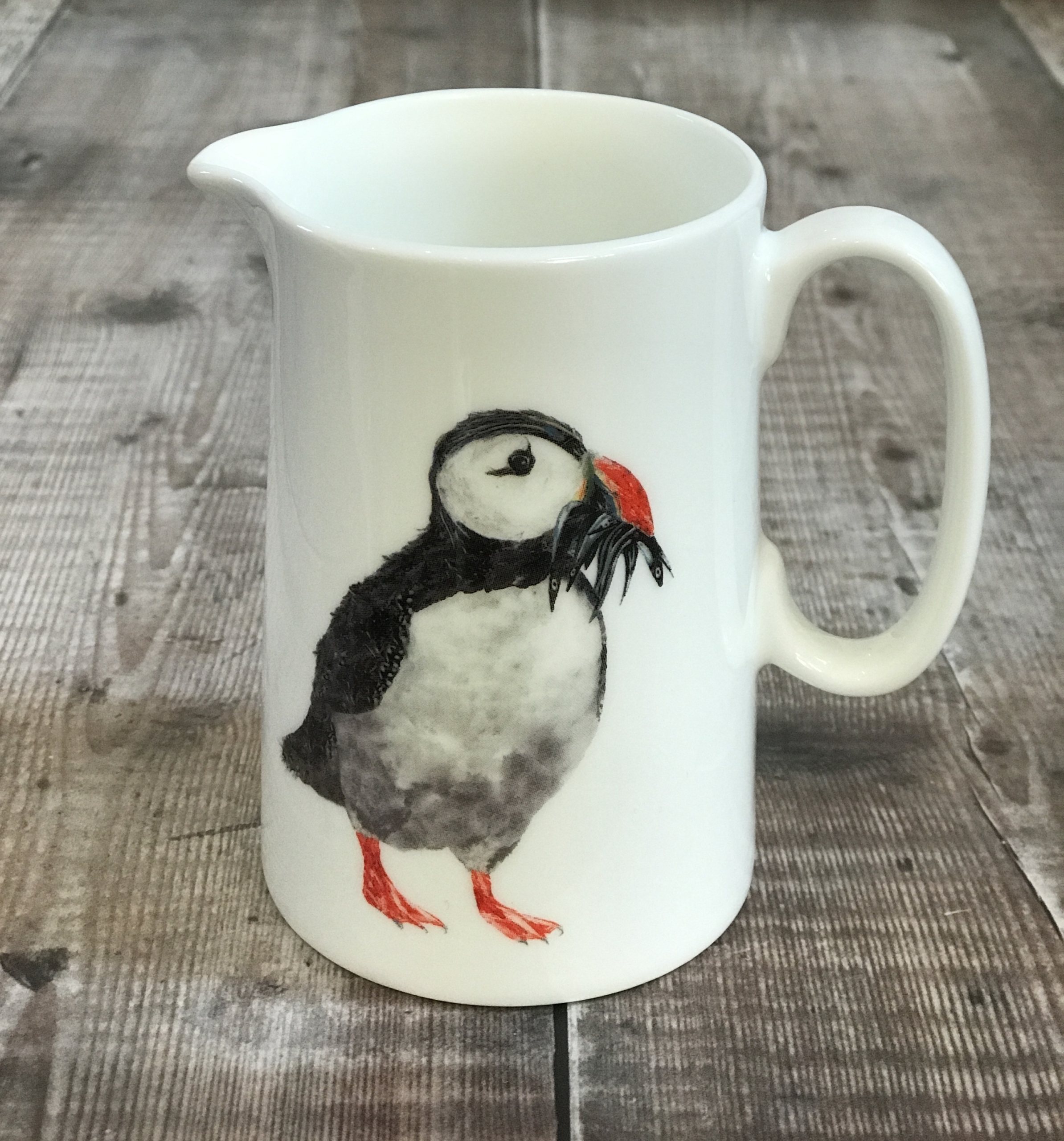 jug size 2 half pint puffin with fish