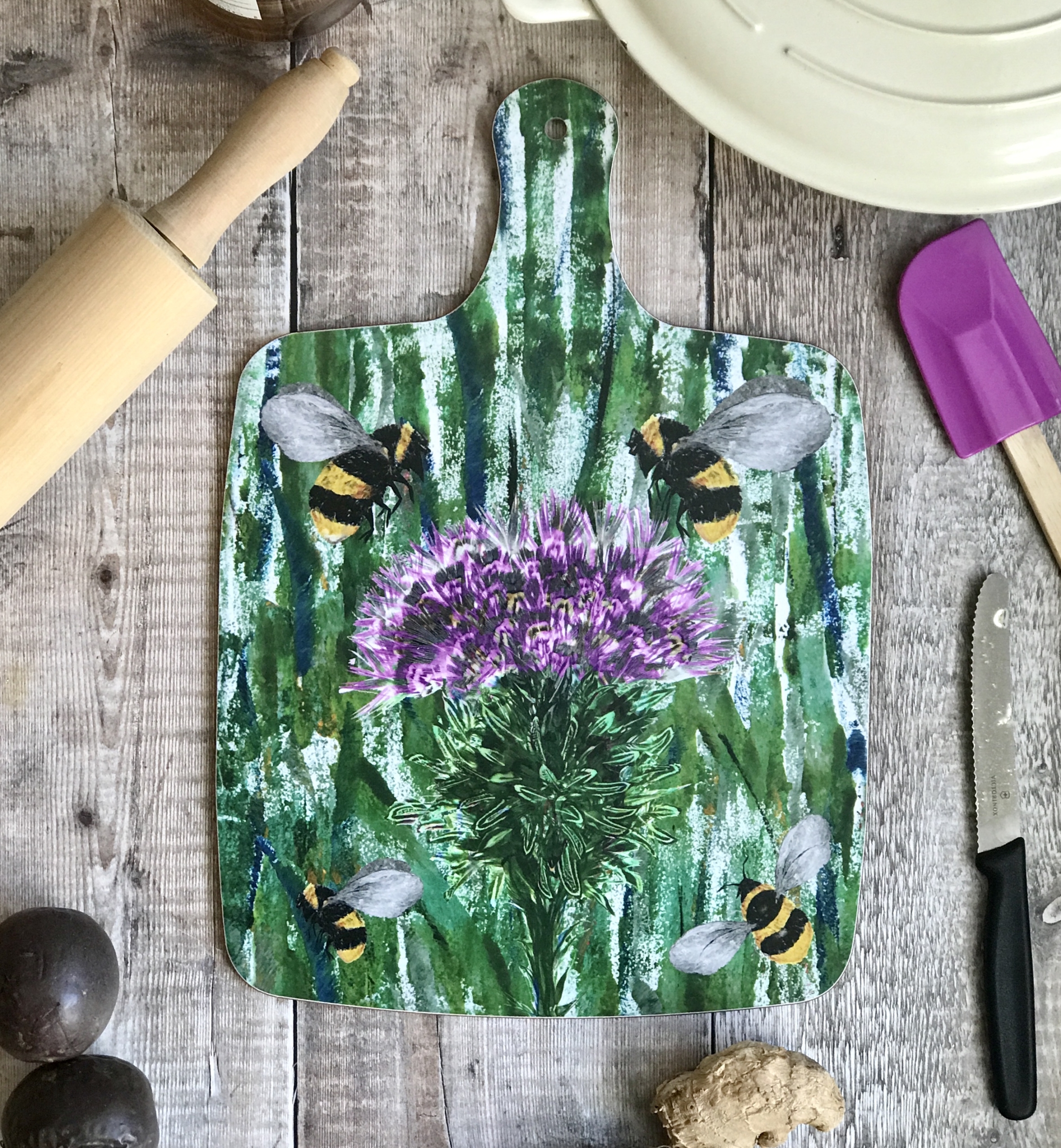 CHOPPING BOARD - LARGE - BEE & THISTLE