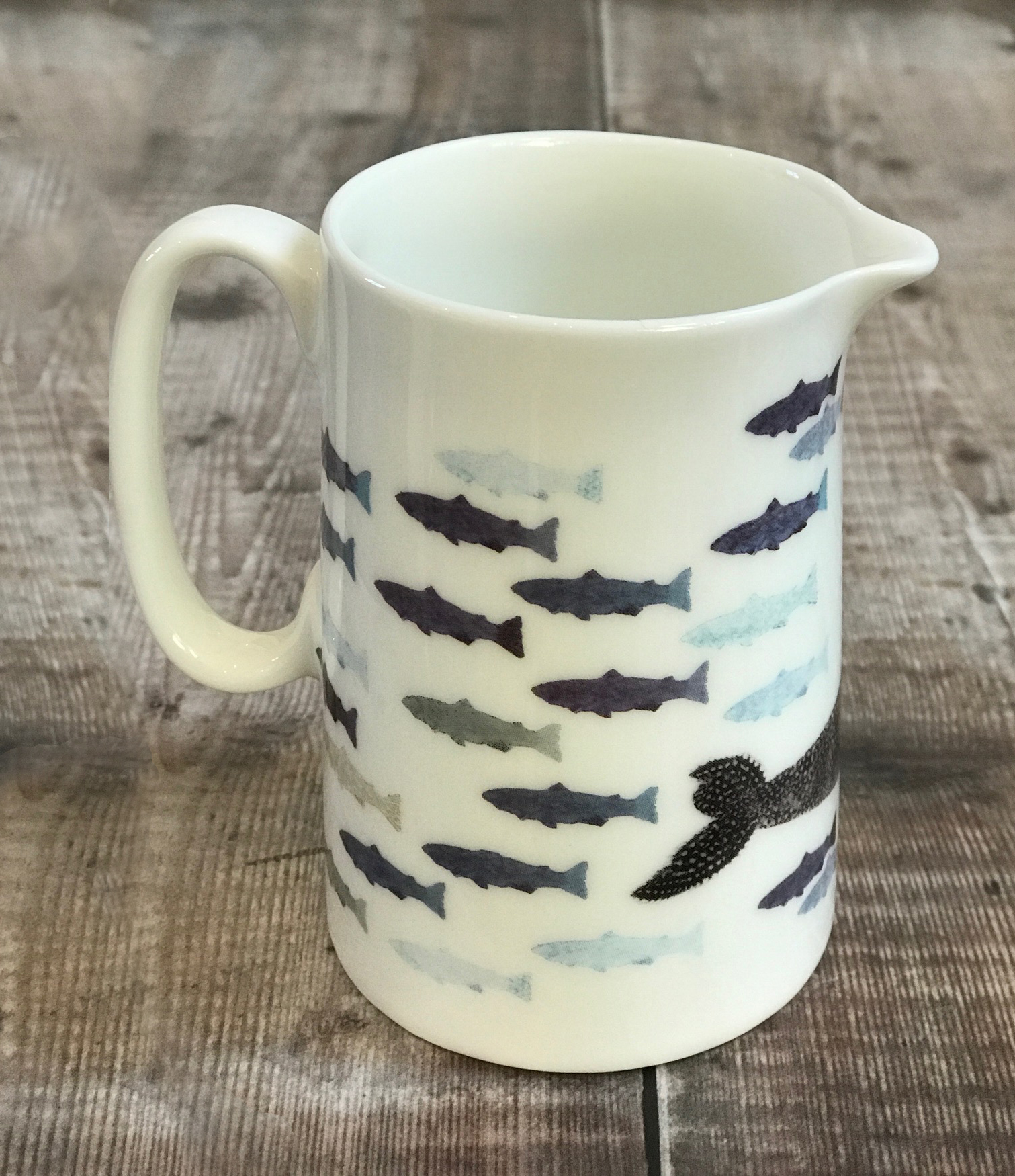 jug size 2 half pint whale c