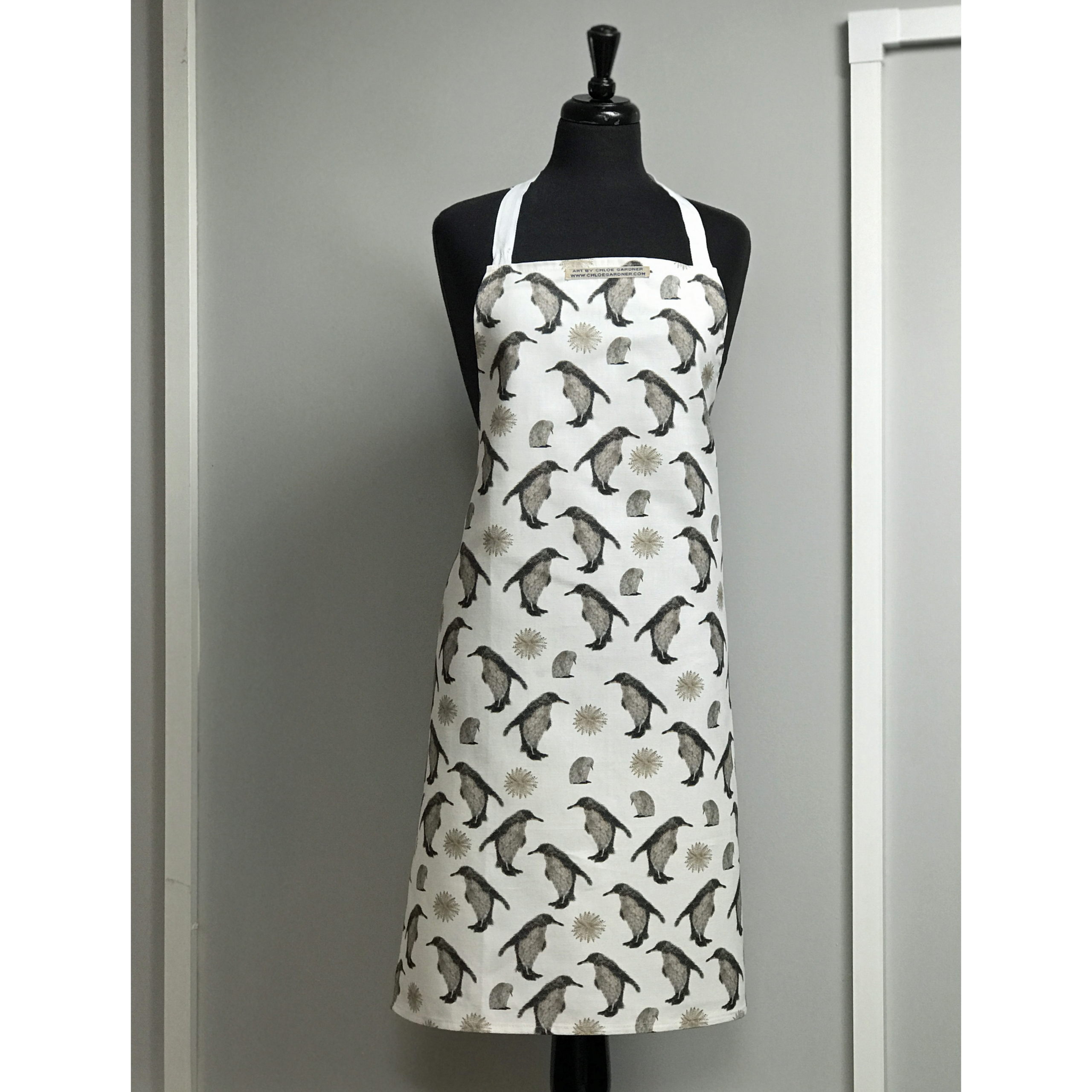 APRON - Penguin Repeat