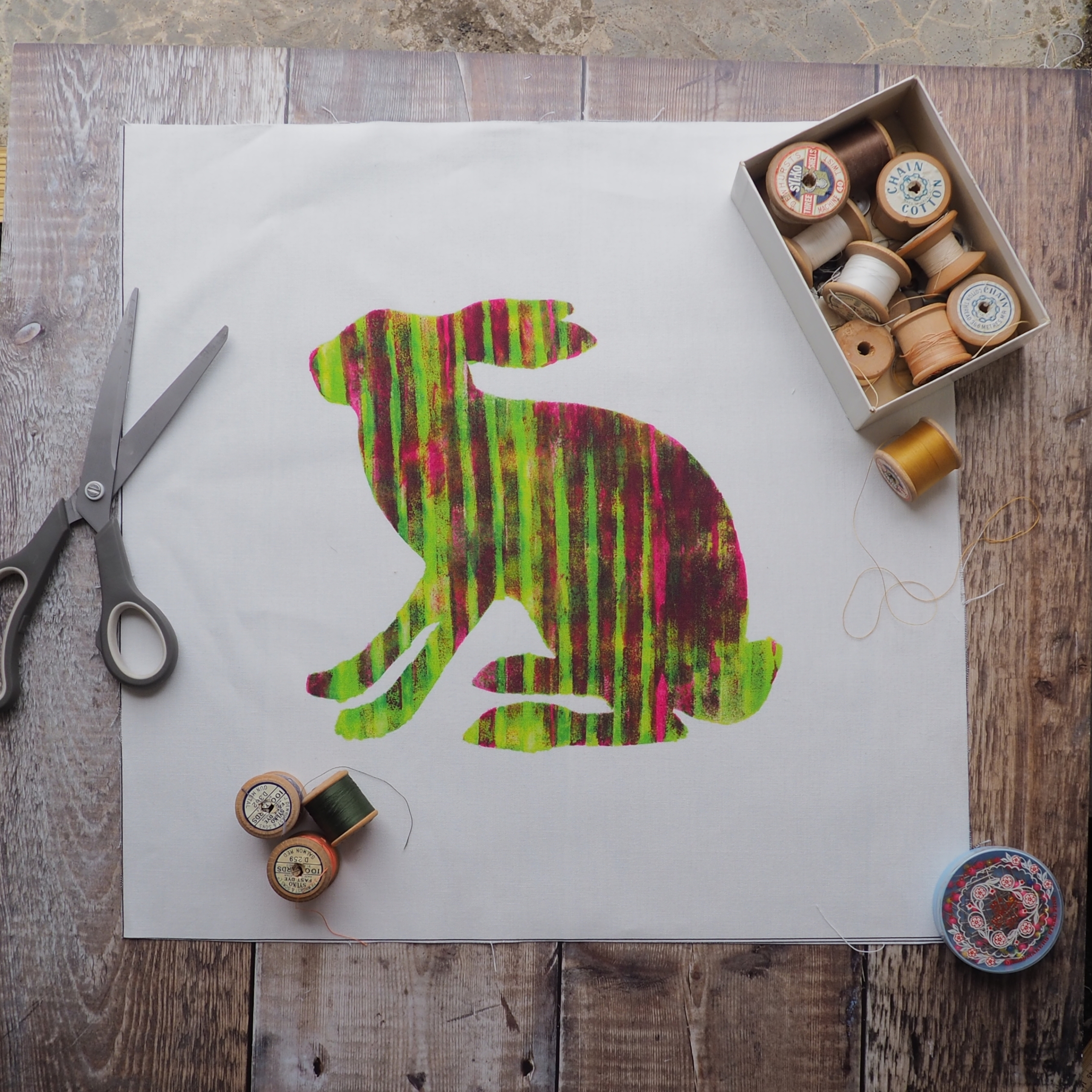 LINEN CUSHION /BAG PANEL- sew your own - HARE (SP23)