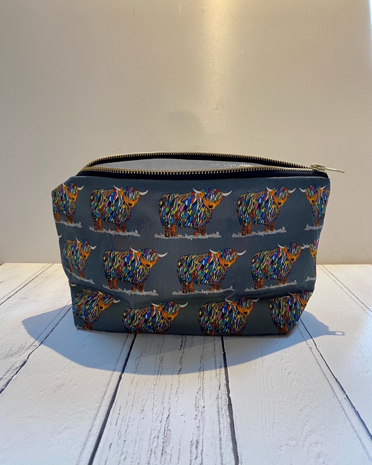 DAF3E862-FA76-425A-A87F-C53980E53C68