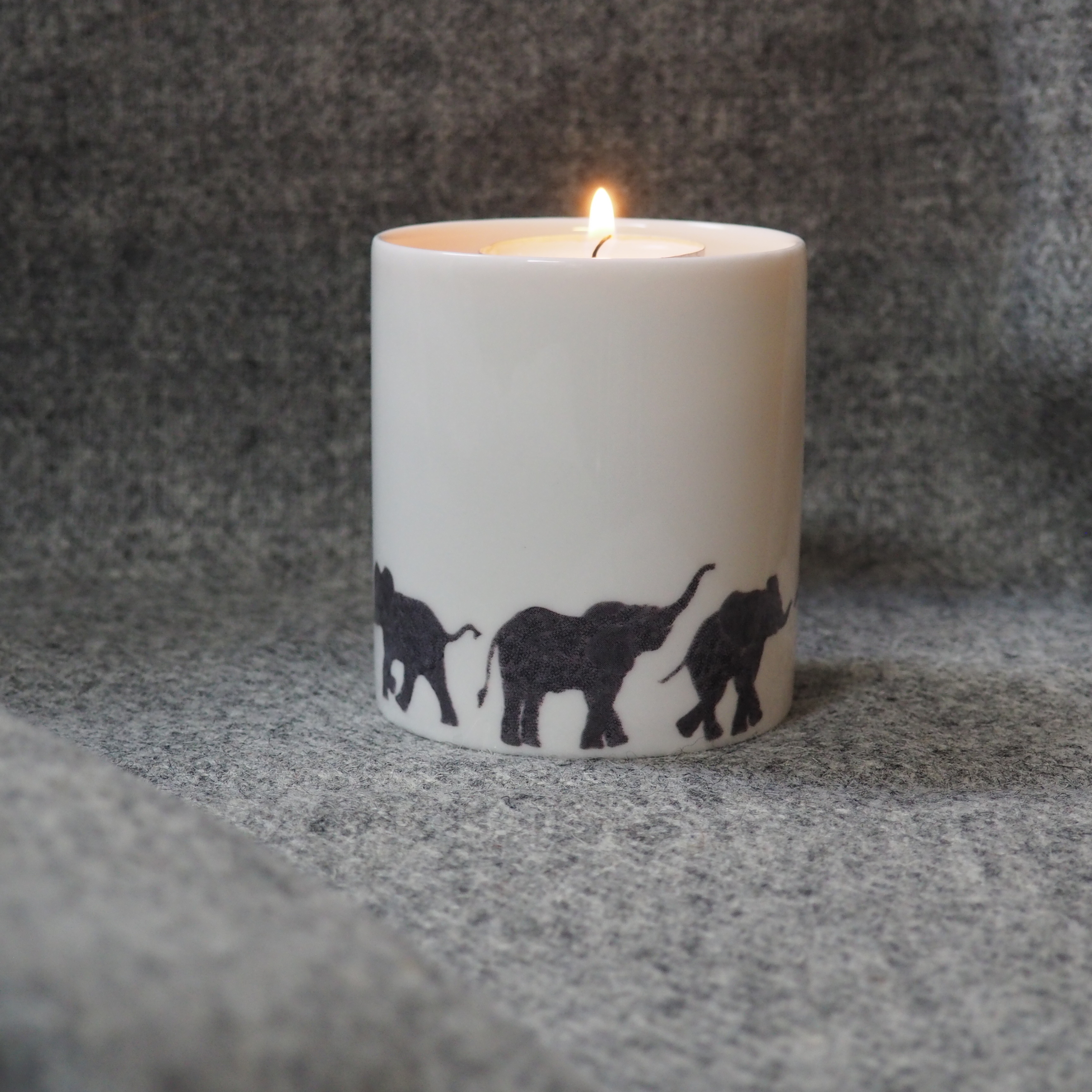 CANDLE - Elephant Parade Hand poured Ceramic Pot Candle in a gift box