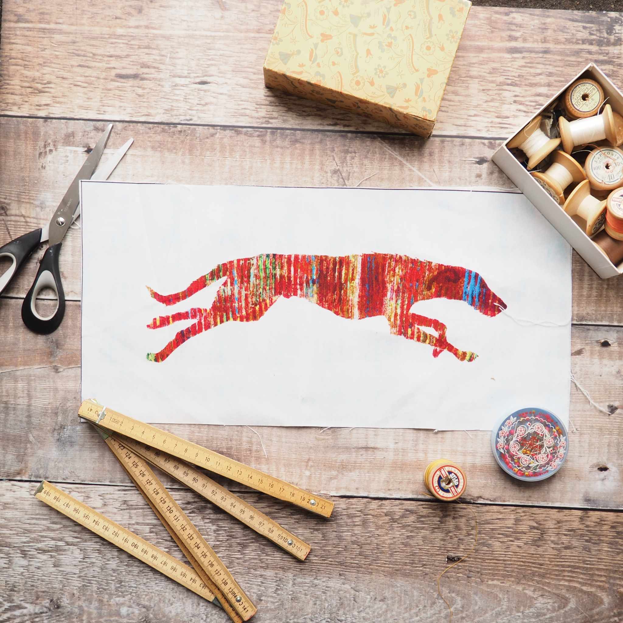 COTTON CUSHION /BAG PANEL- sew your own - RUNNING DOG (SP23)