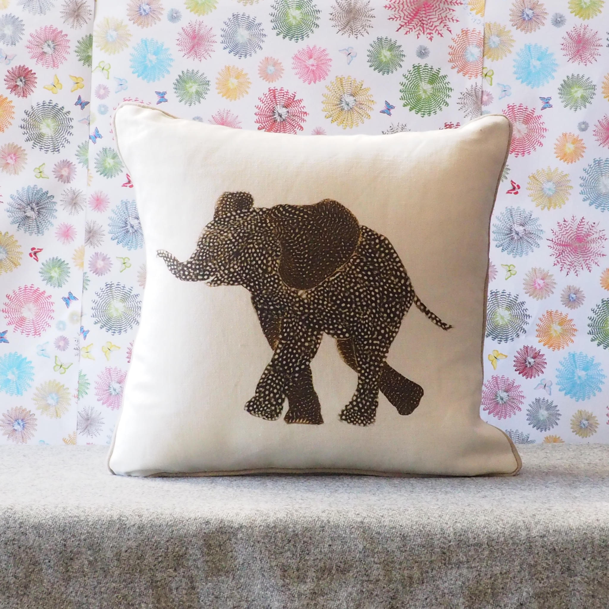 SQUARE CUSHION - Elephant Facing Left trunk v slightly up (Avail R3F2; 04/25)