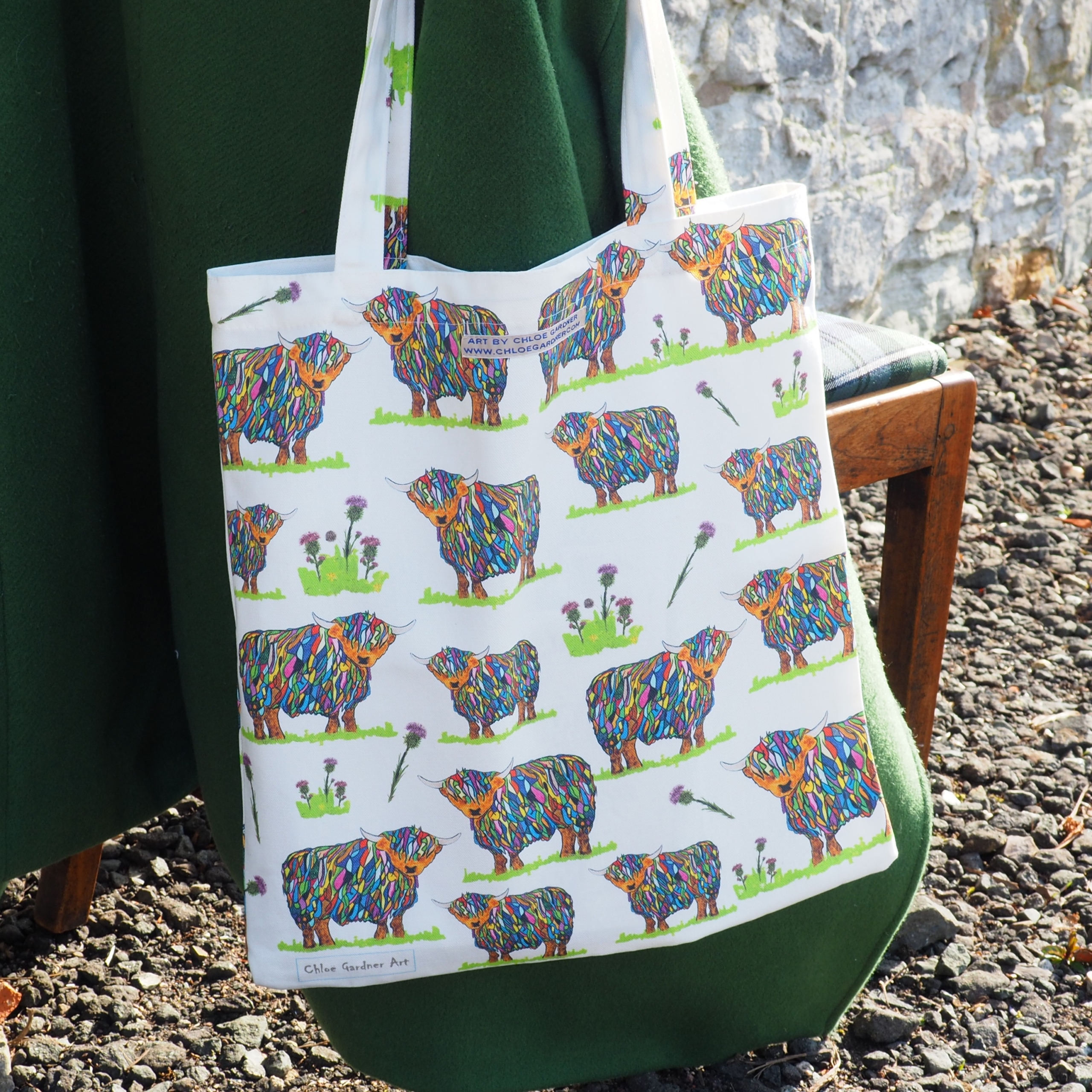 Small Bag - BRIGHT HIGHLAND COW AND THISTLES WITH MATCHING HANDLES