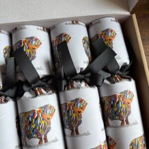 Bright Highland Cow Christmas Crackers